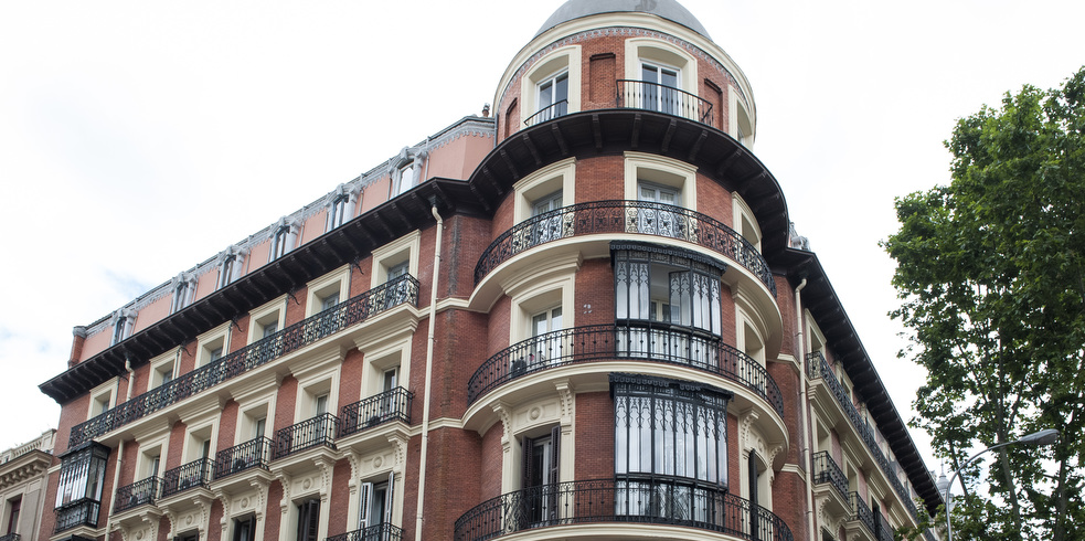 Desde 1980 al servicio de la propiedad inmobiliaria.  en 